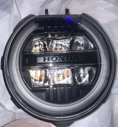 Skavi SKAVI - Round headlight for Hornet 750 conversion kit